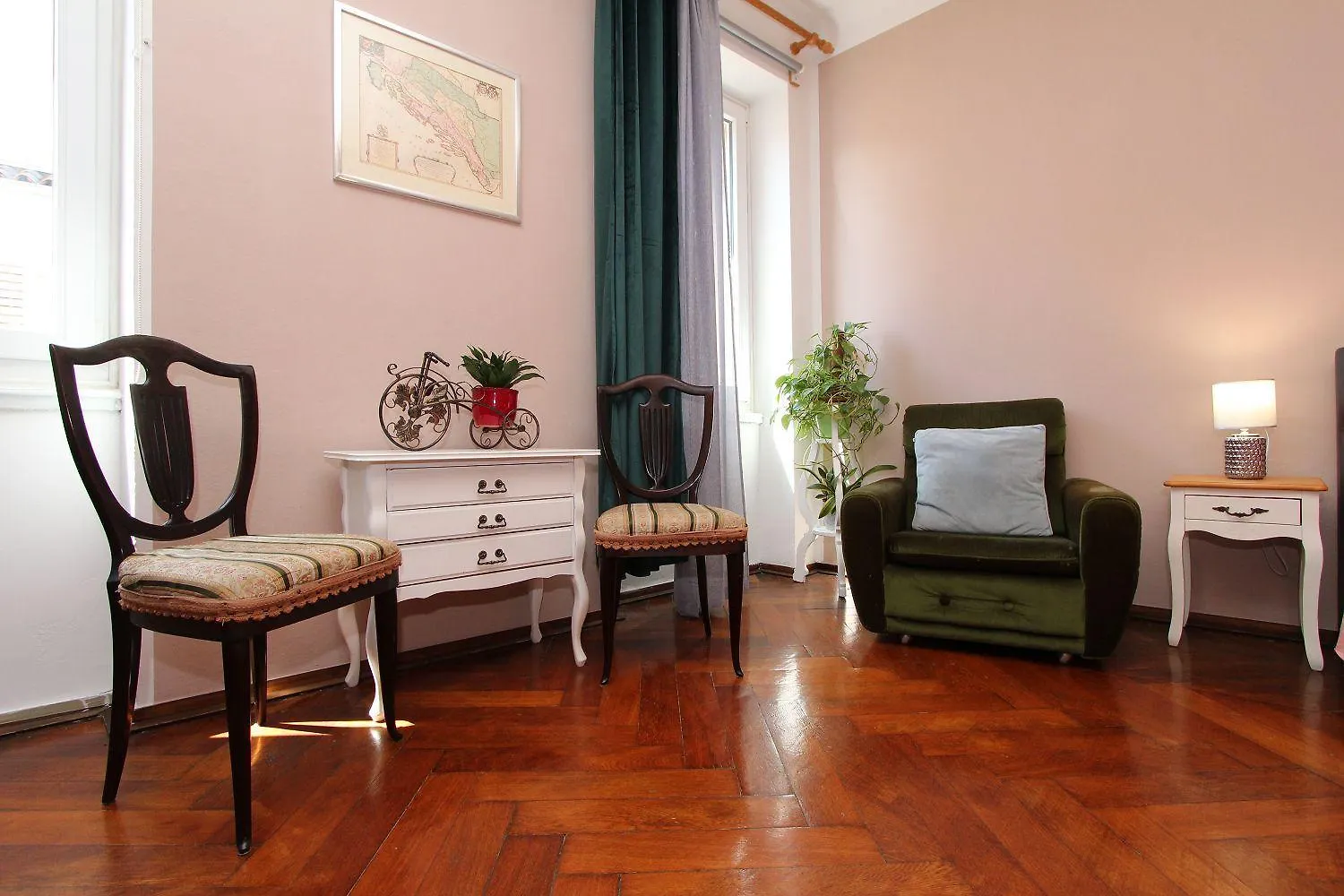 Idyllisches Apartment Direkt In Der Altstadt Von Rovinj, 5 Minuten Zum Strand Rovinj